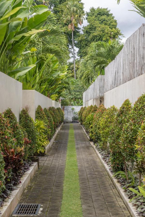 Bali Voyage Villa Seminyak  Exterior photo